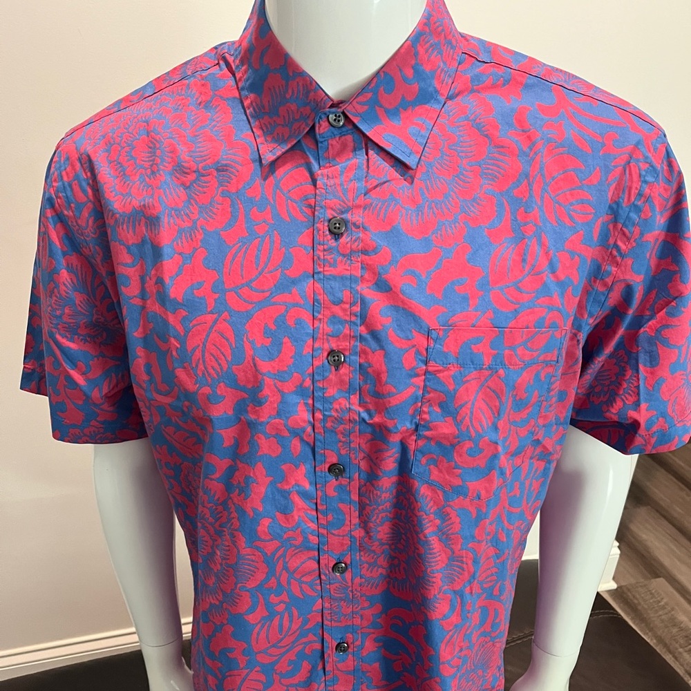 Amazon Essentials Button Down - Picture 2 of 11